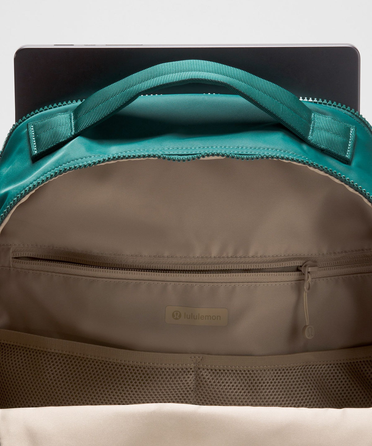 New Crew Backpack 22LUpdated