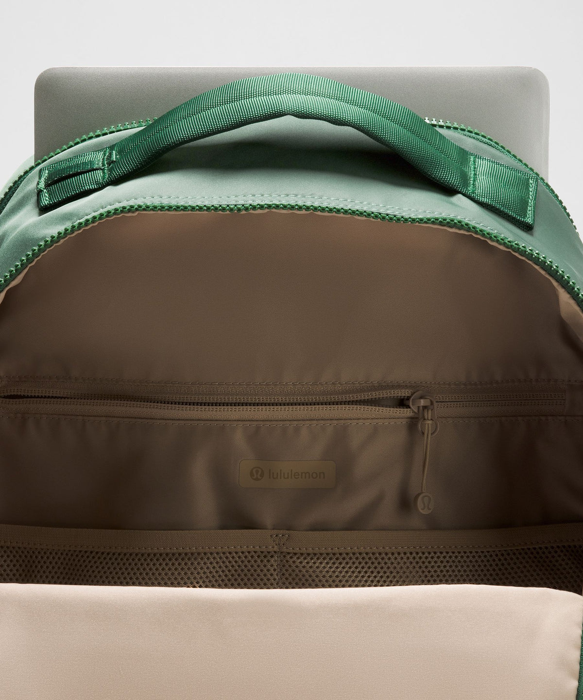 New Crew Backpack 22LUpdated