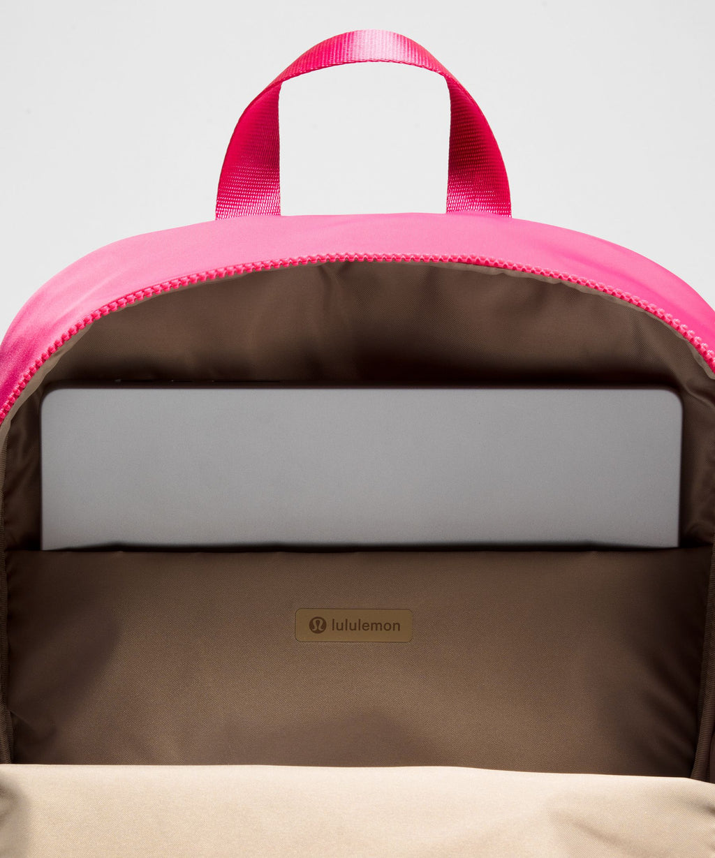 Everywhere Backpack 22L