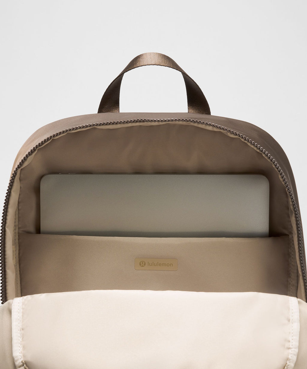 Everywhere Backpack 22L