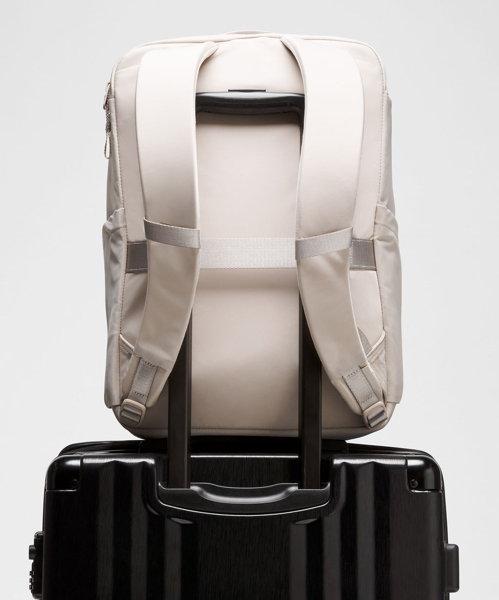 Everyday Backpack 21L