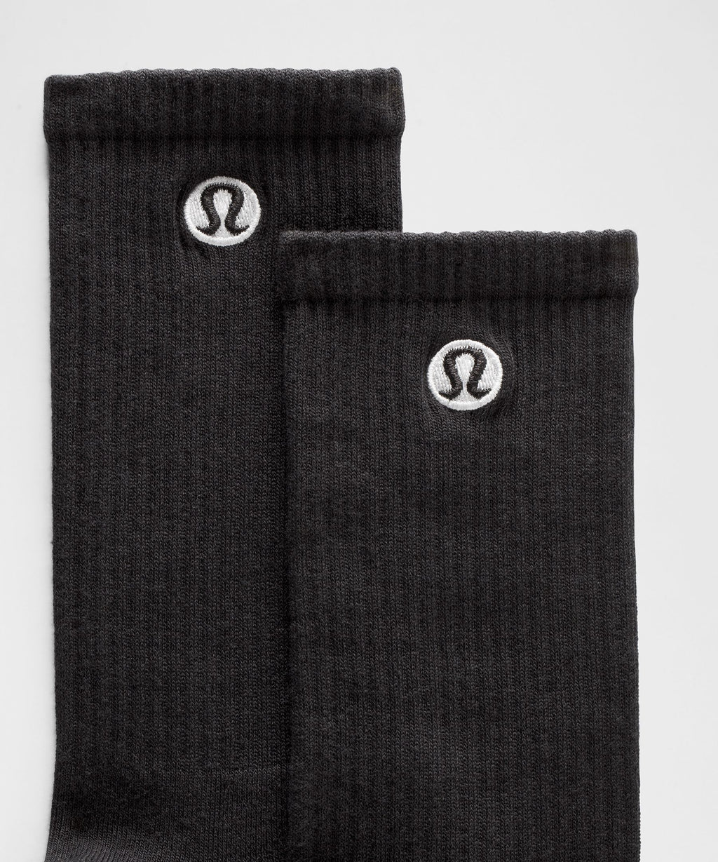 Unisex Daily Essential Crew Socks3 Pack