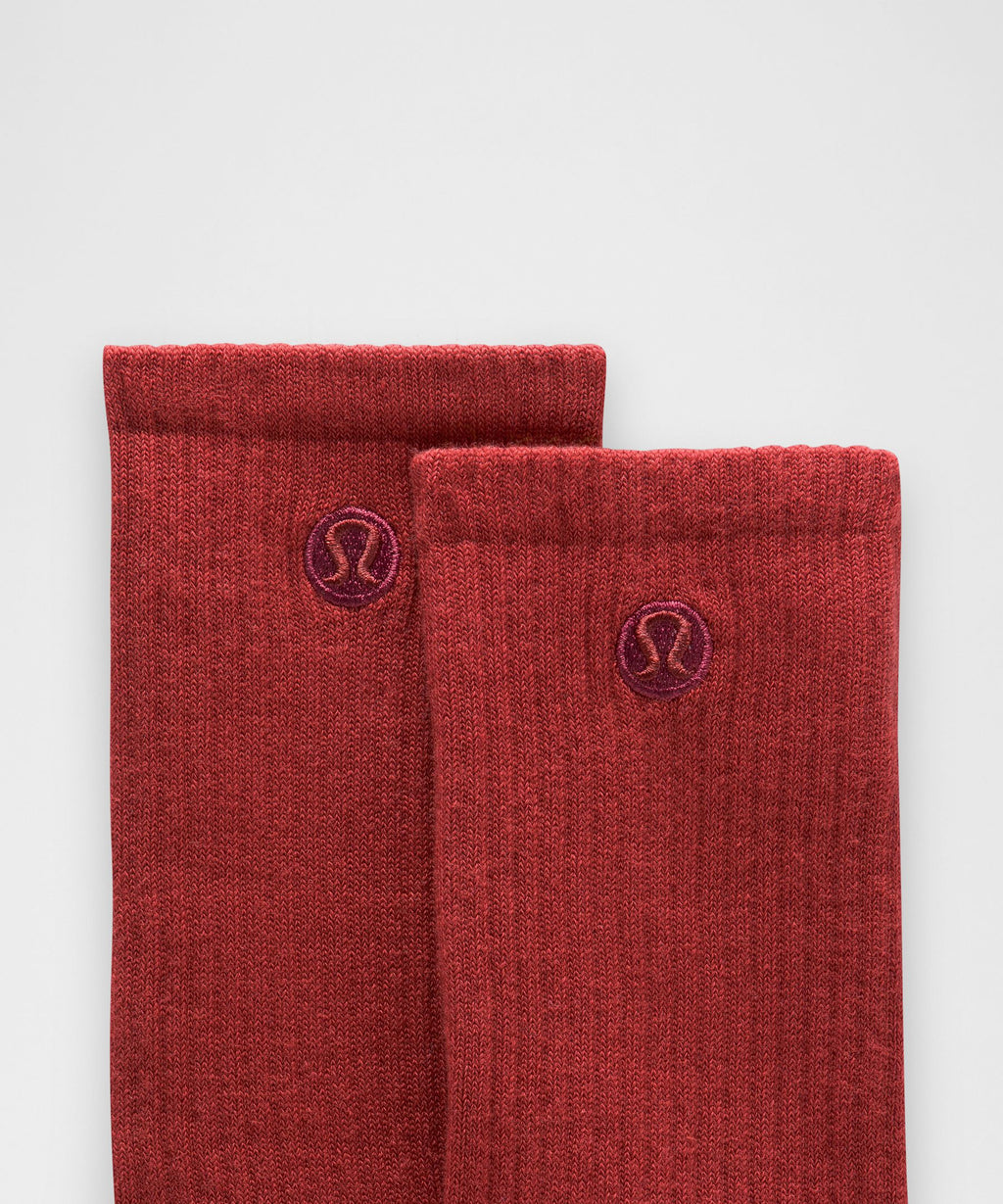 Unisex Daily Essential Crew Socks3 Pack