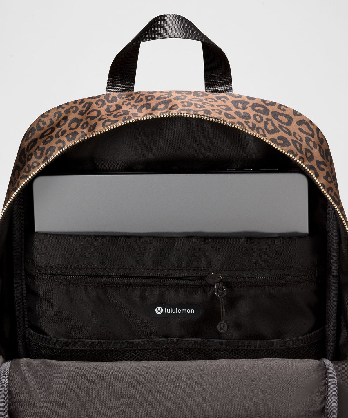 Everywhere Backpack 22LMetal Hardware