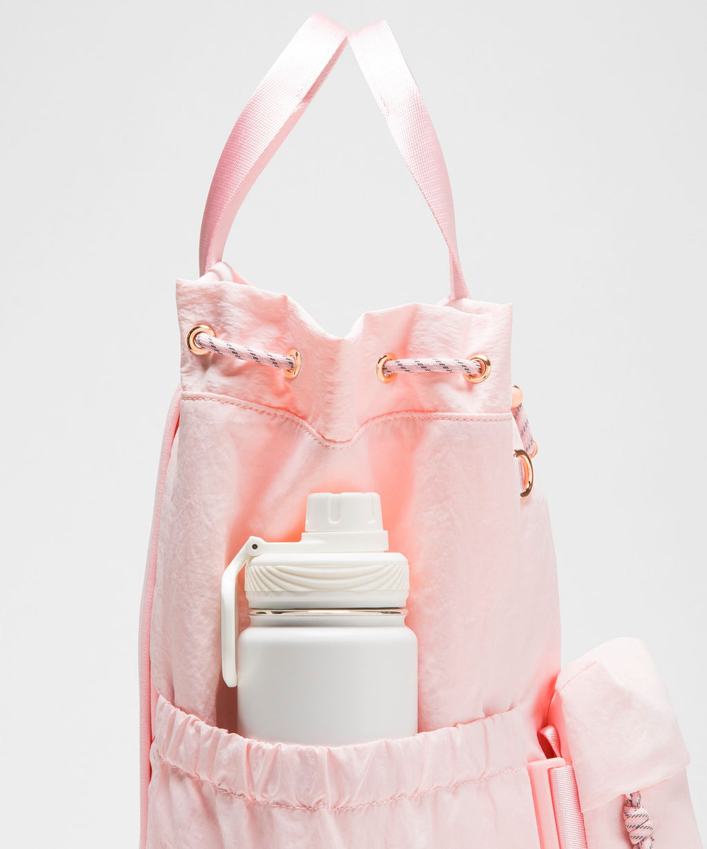 2-in-1 Drawstring Bucket Bag