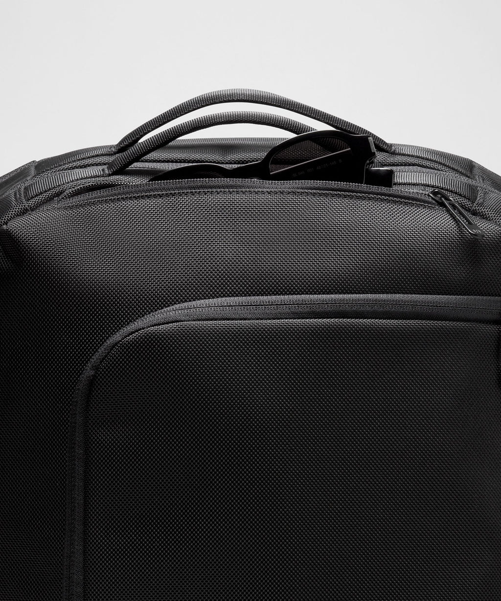 Cruiser Travel Backpack 35L