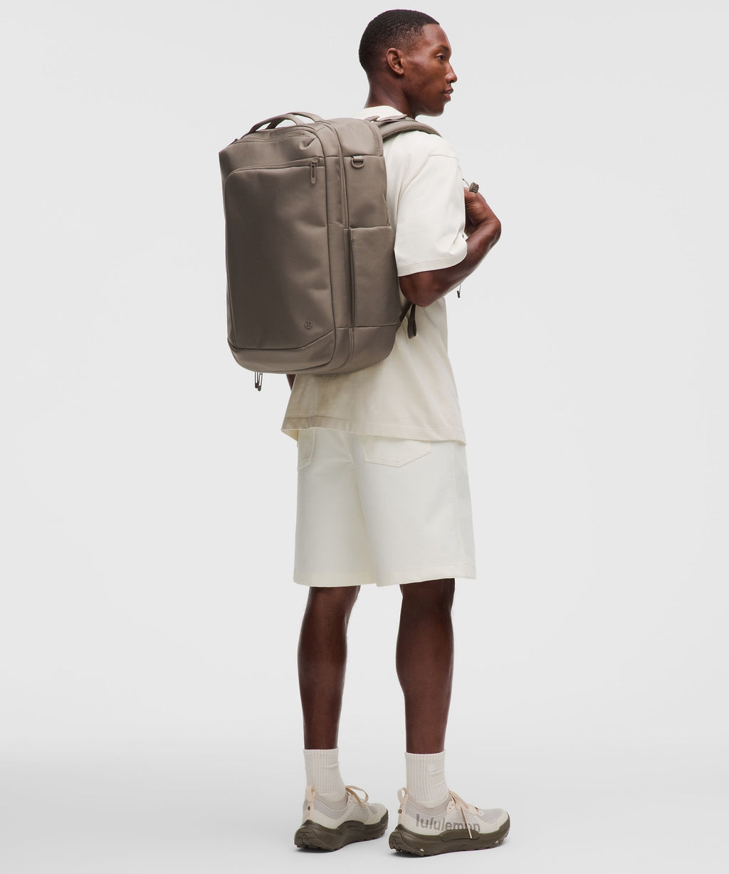 Cruiser Travel Backpack 35L