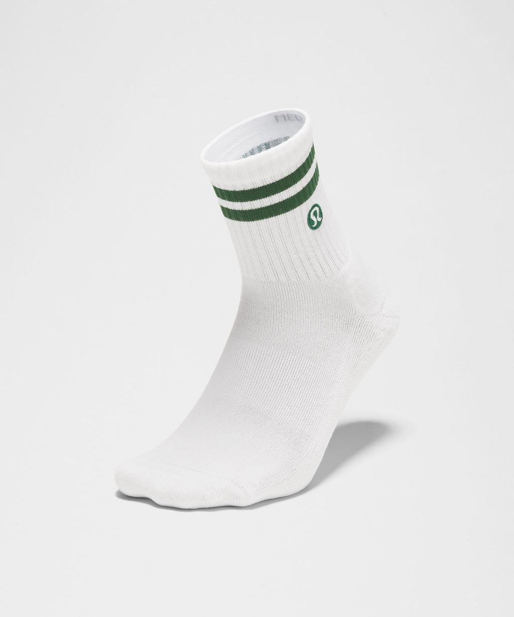 Unisex Daily Essential Quarter SocksStripe