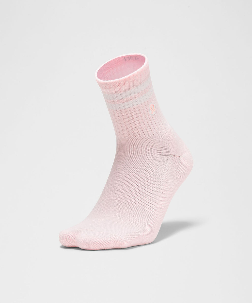 Unisex Daily Essential Quarter SocksStripe