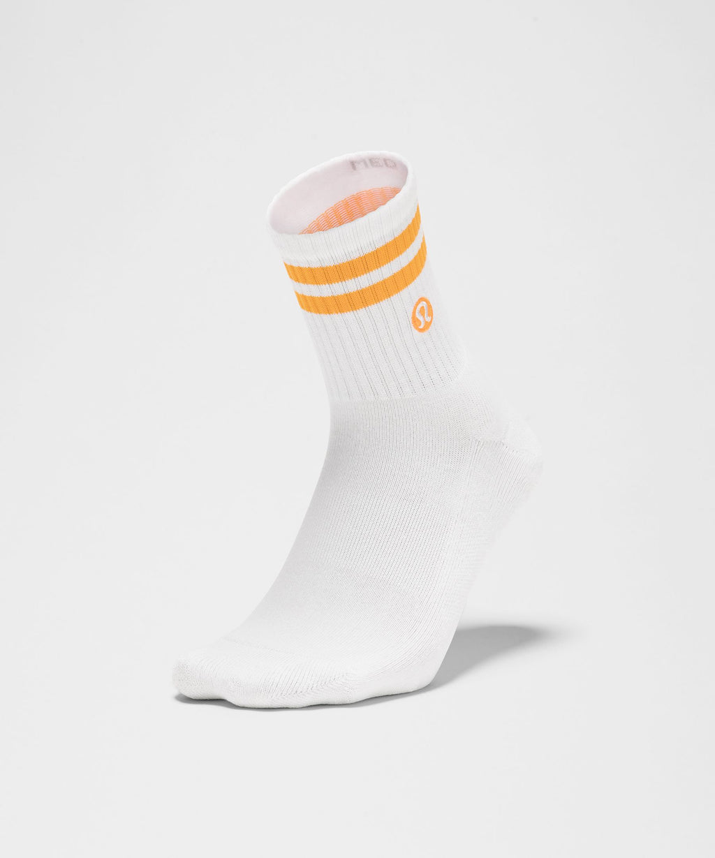 Unisex Daily Essential Quarter SocksStripe