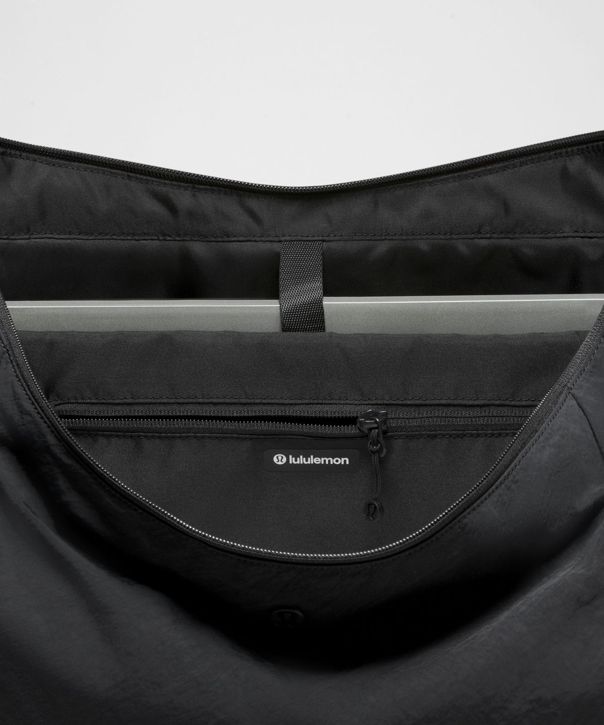 Extra-Large Slouchy Shoulder Bag 24L