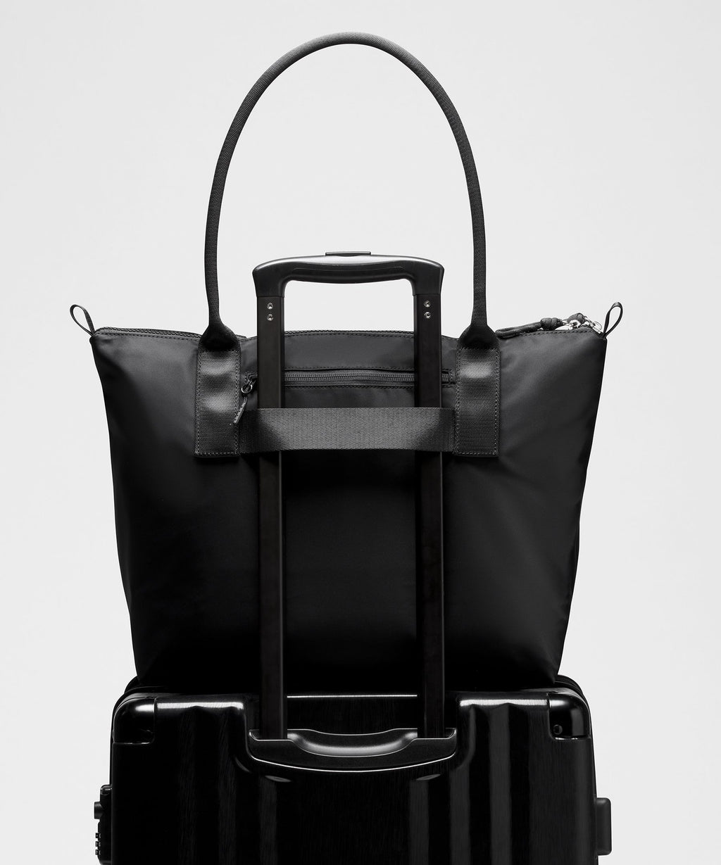 Modular Tote with Pouches