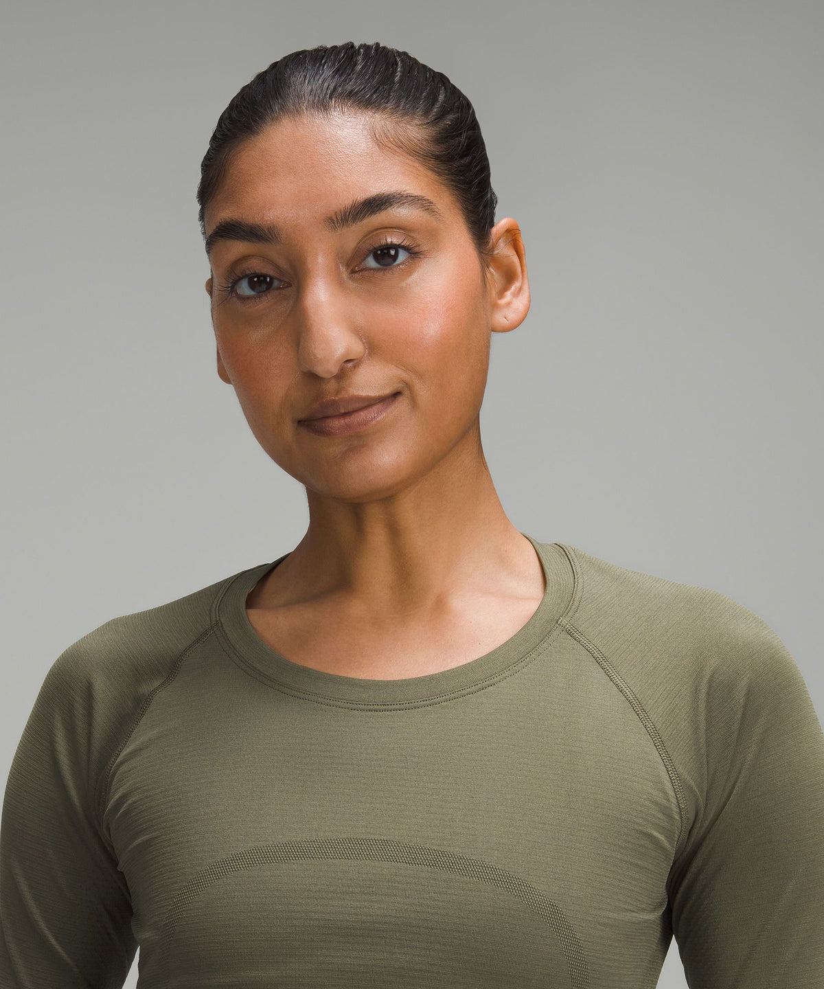 Swiftly Tech Long-Sleeve Shirt 2.0Hip Length