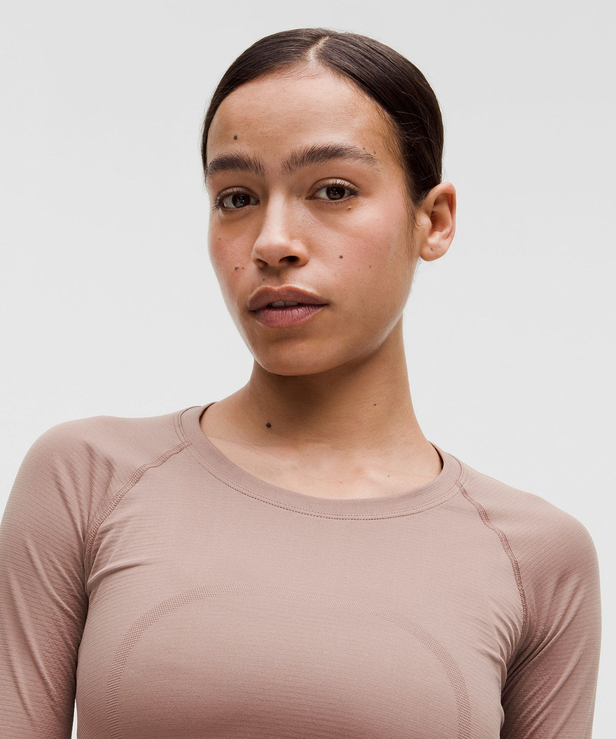 Swiftly Tech Long-Sleeve Shirt 2.0Hip Length