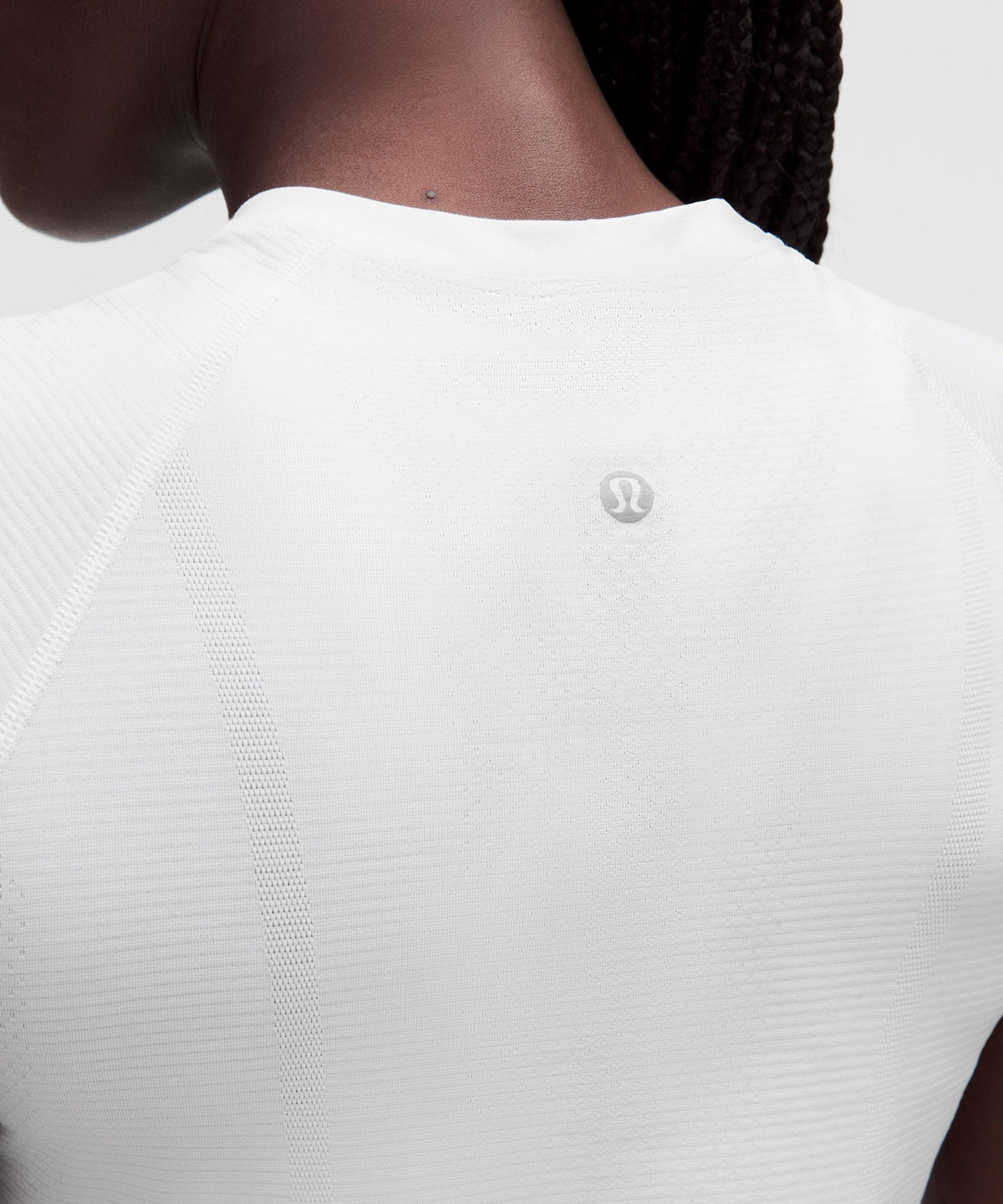 Swiftly Tech Short-Sleeve Shirt 2.0Hip Length