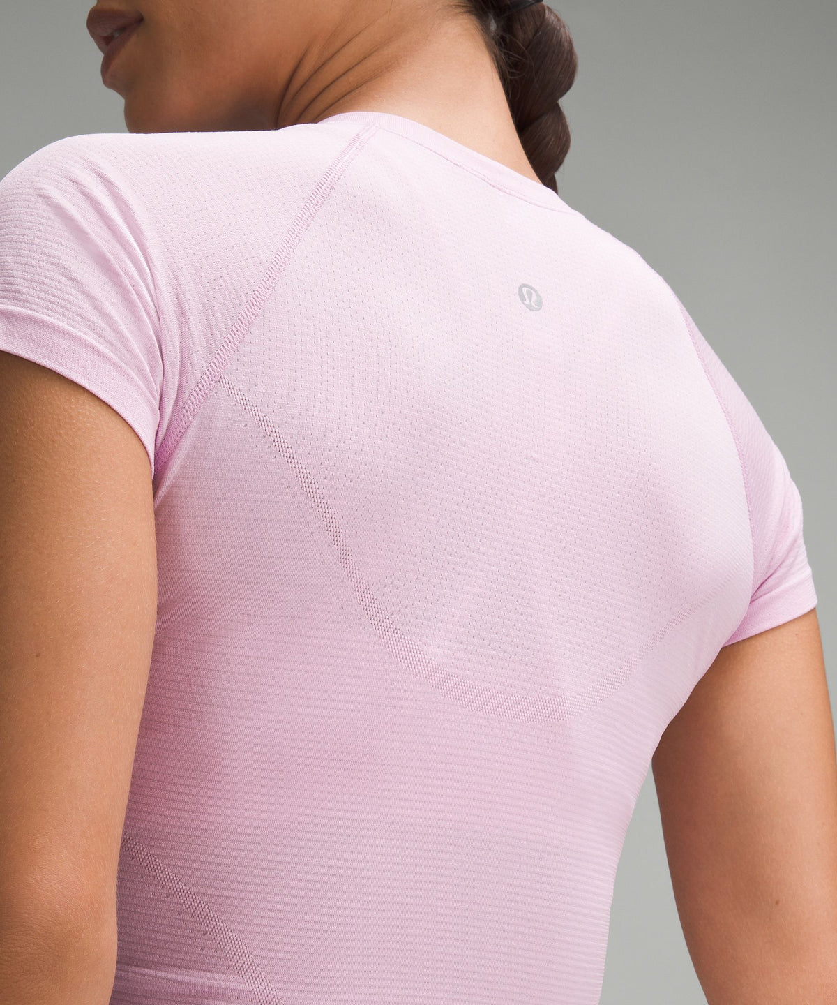 Swiftly Tech Cropped Short-Sleeve Shirt 2.0