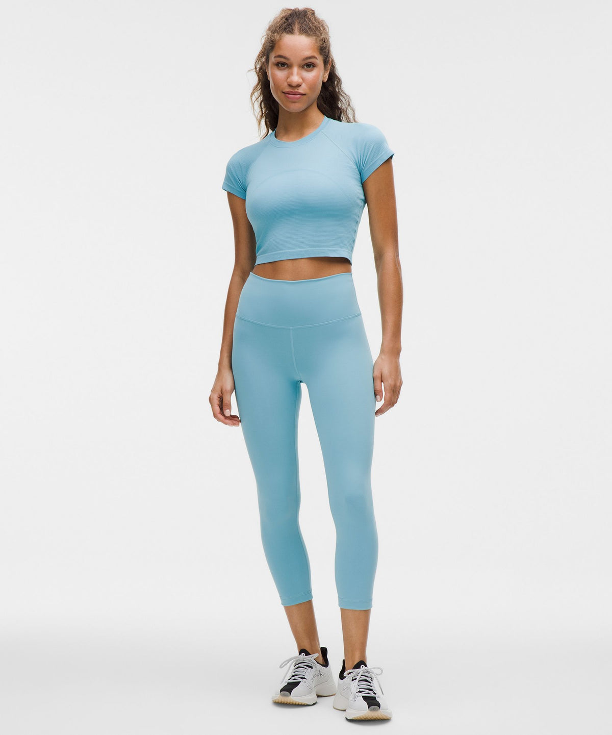 Swiftly Tech Cropped Short-Sleeve Shirt 2.0