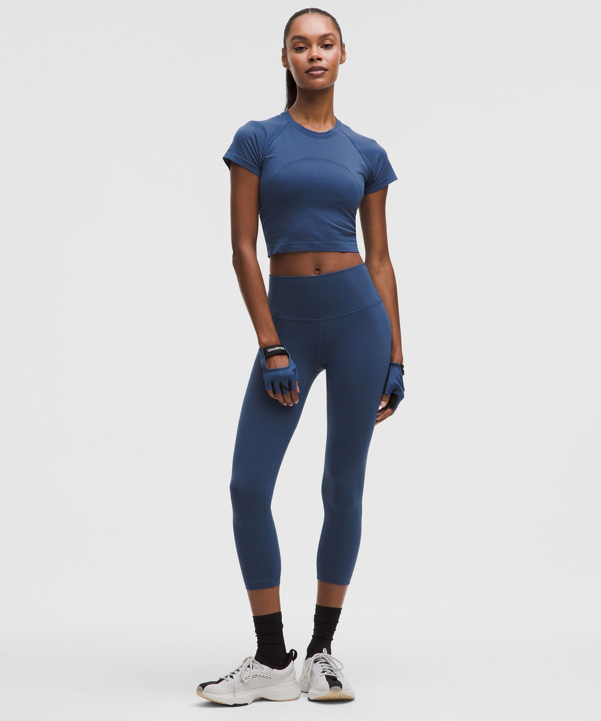 Swiftly Tech Cropped Short-Sleeve Shirt 2.0