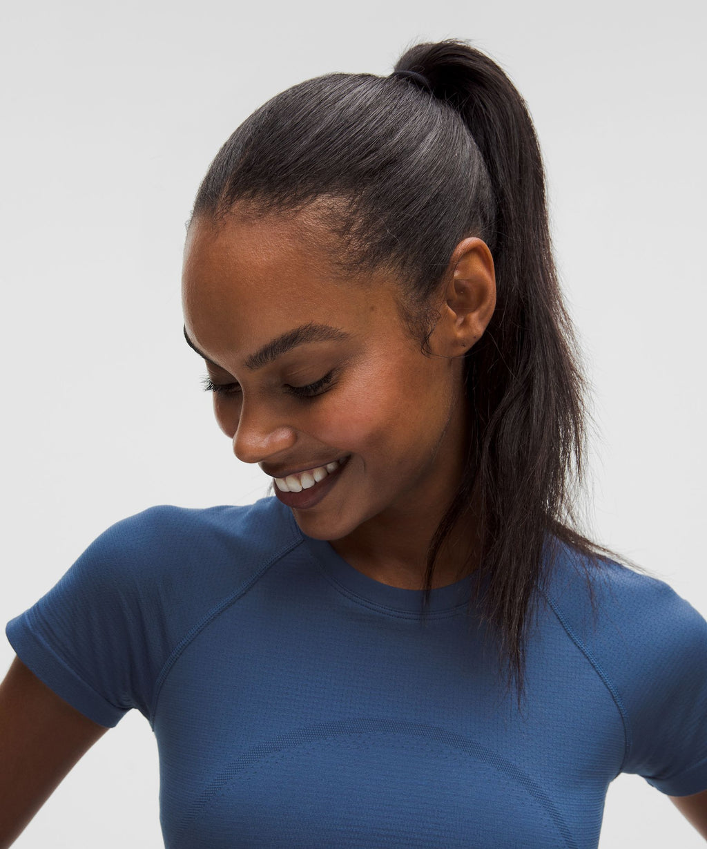 Swiftly Tech Cropped Short-Sleeve Shirt 2.0