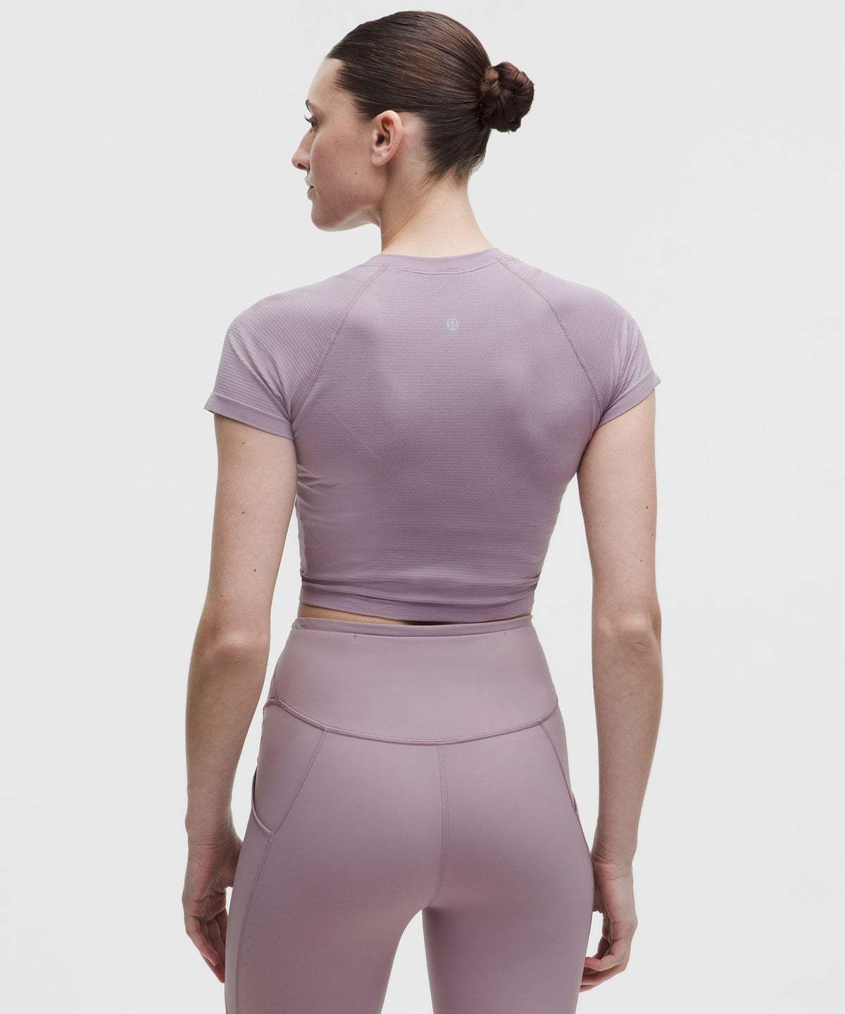 Swiftly Tech Cropped Short-Sleeve Shirt 2.0