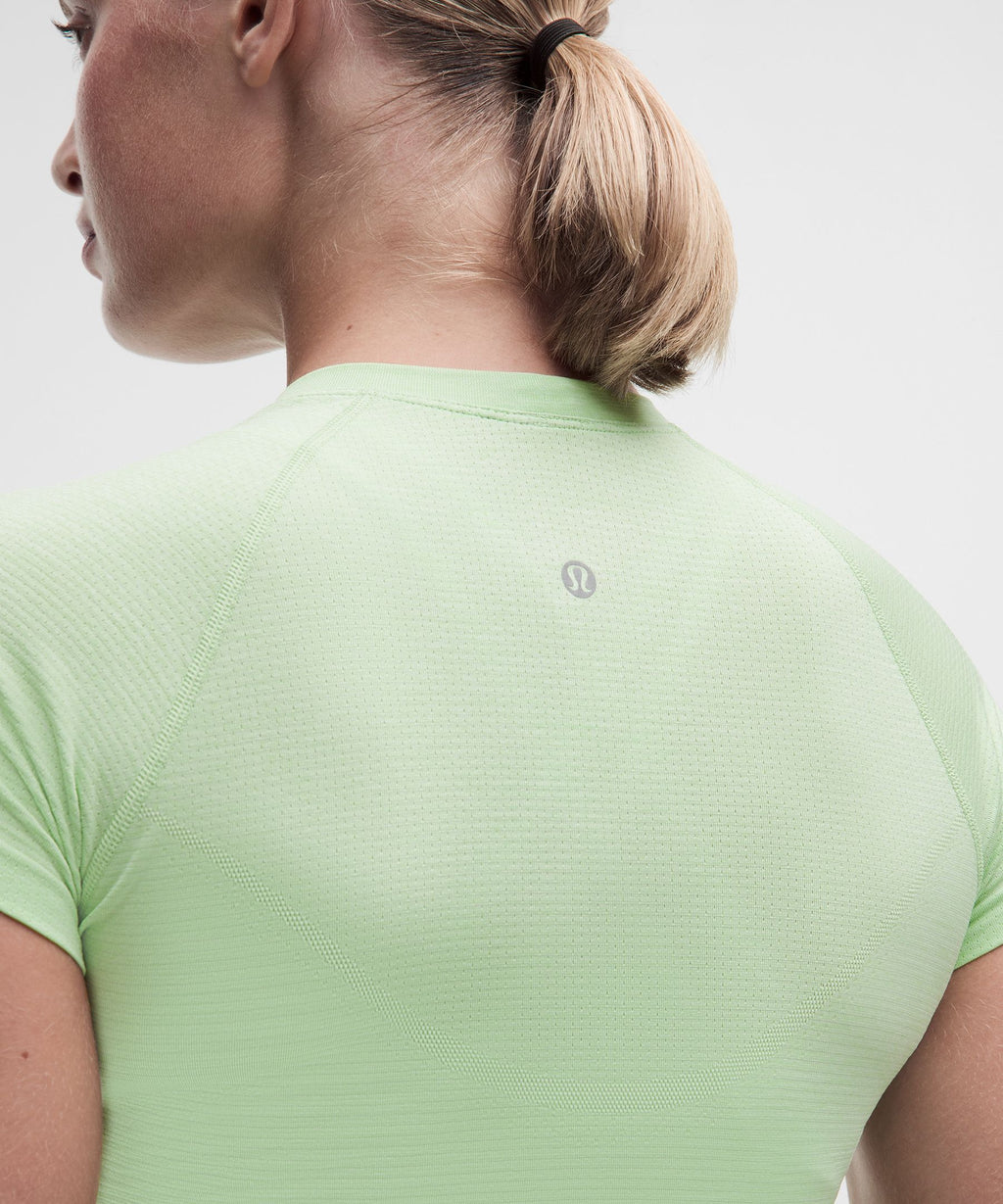 Swiftly Tech Cropped Short-Sleeve Shirt 2.0