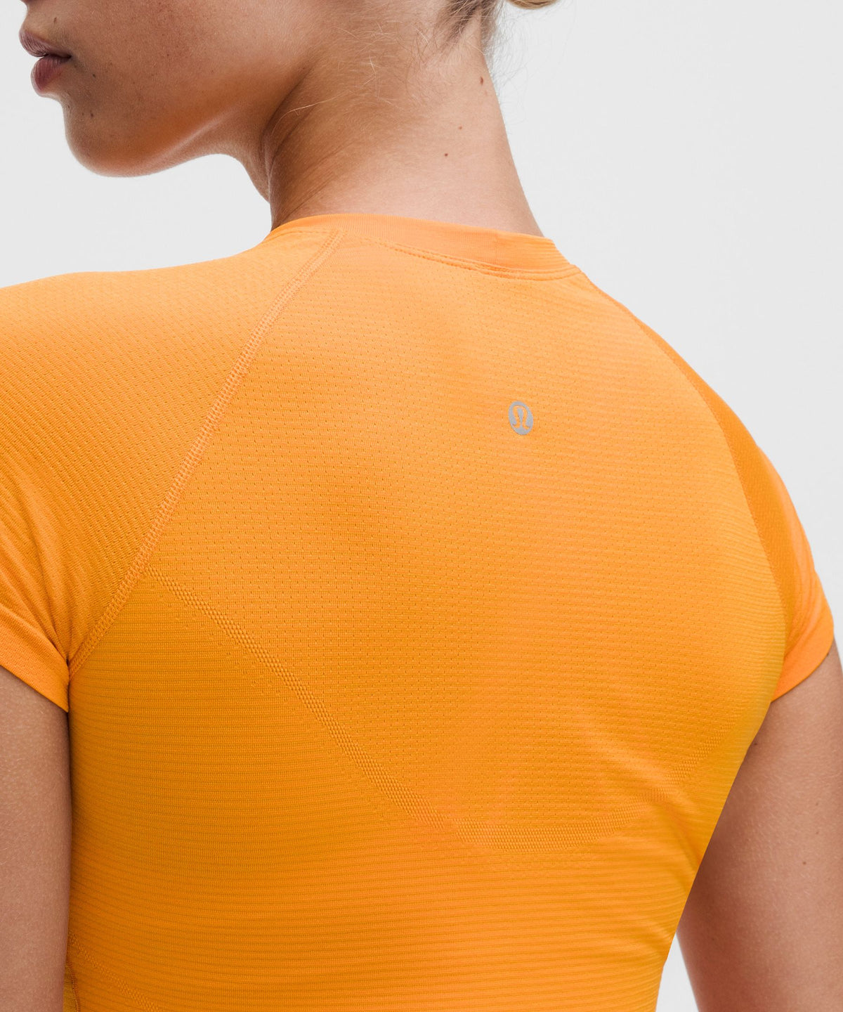 Swiftly Tech Cropped Short-Sleeve Shirt 2.0
