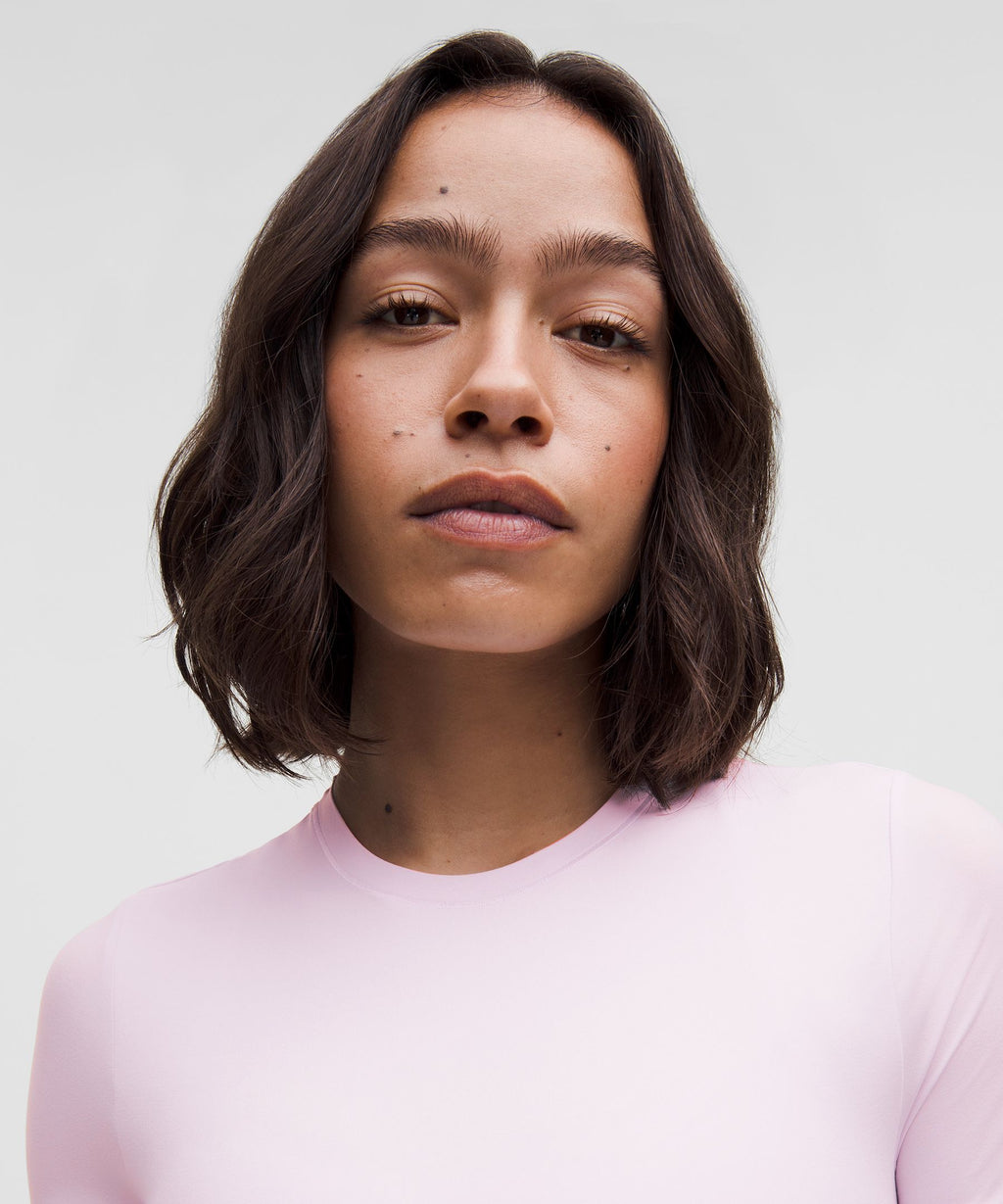 Wundermost Ultra-Soft Nulu Crewneck Cropped T-Shirt