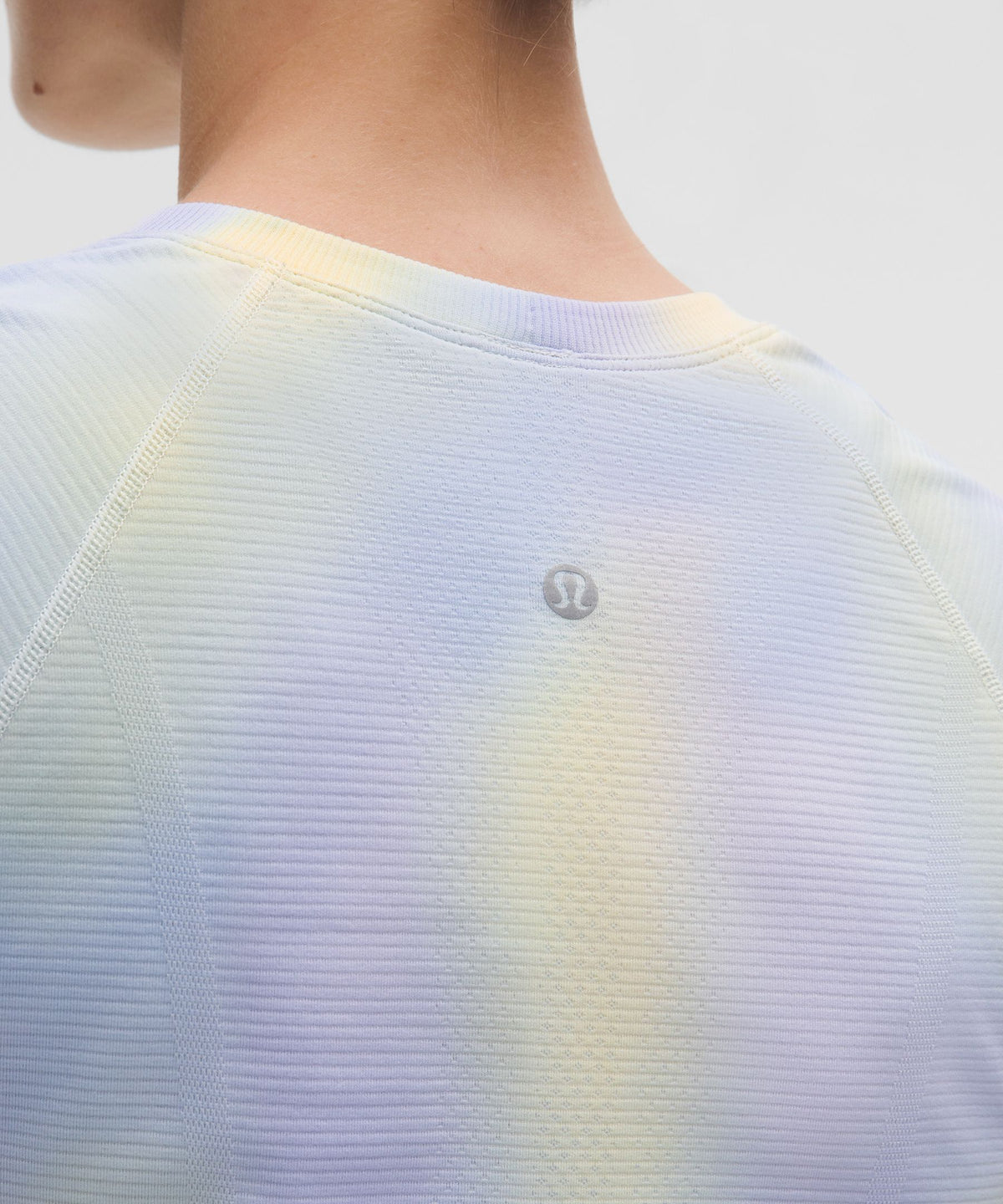 Swiftly Tech Short-Sleeve Shirt 2.0 Hip LengthWash