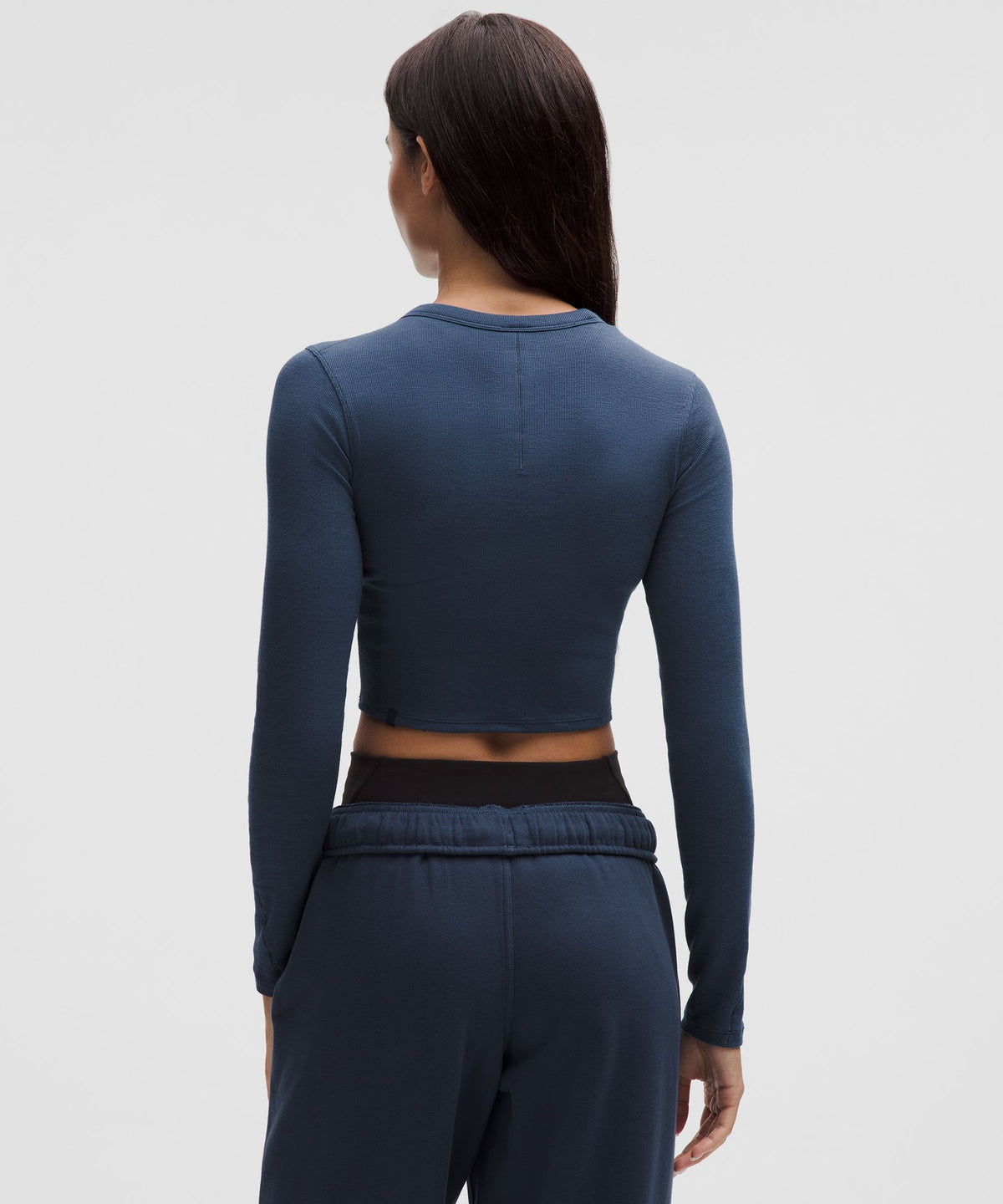 Hold Tight Straight-Hem Cropped Long-Sleeve Shirt