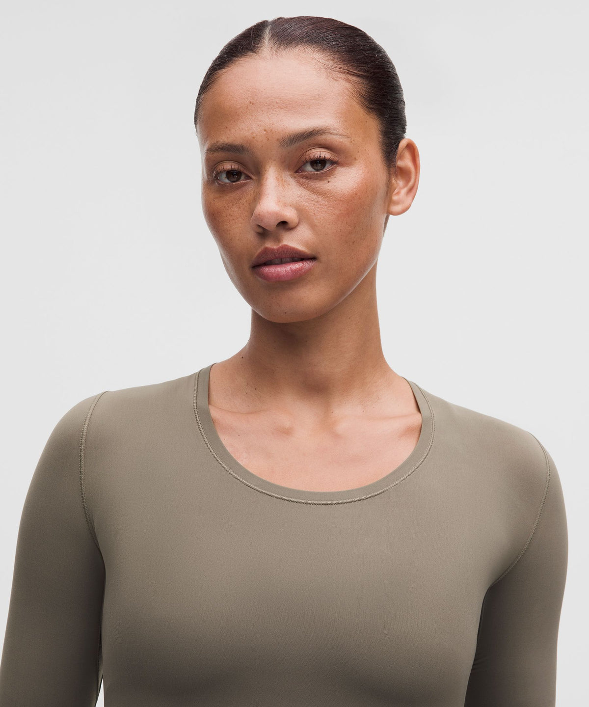 Unrestricted Power Cropped Long-Sleeve Shirt