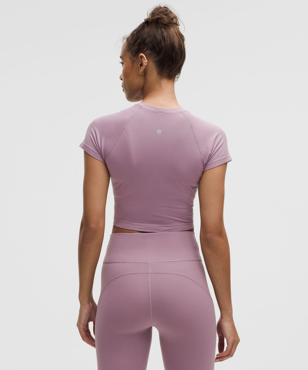 Swiftly Tech Cropped Short-Sleeve Shirt 2.0
