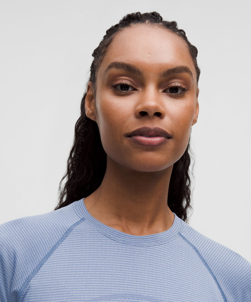 Swiftly Tech Cropped Long-Sleeve Shirt 2.0