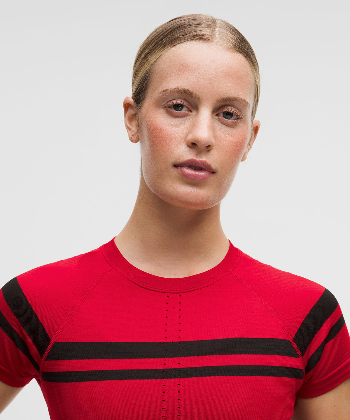 Swiftly Tech Cropped Short-Sleeve Shirt 2.0Stripe