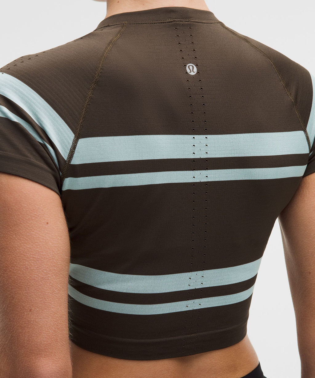Swiftly Tech Cropped Short-Sleeve Shirt 2.0Stripe