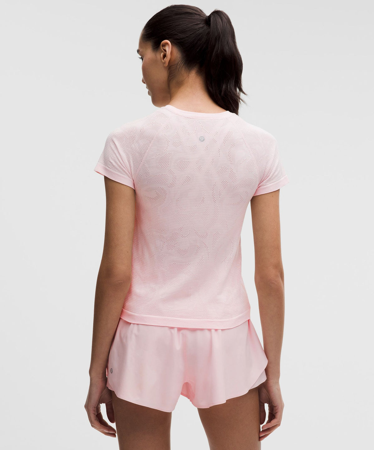 Swiftly Tech Short-Sleeve Shirt 2.0 Waist LengthPaisley