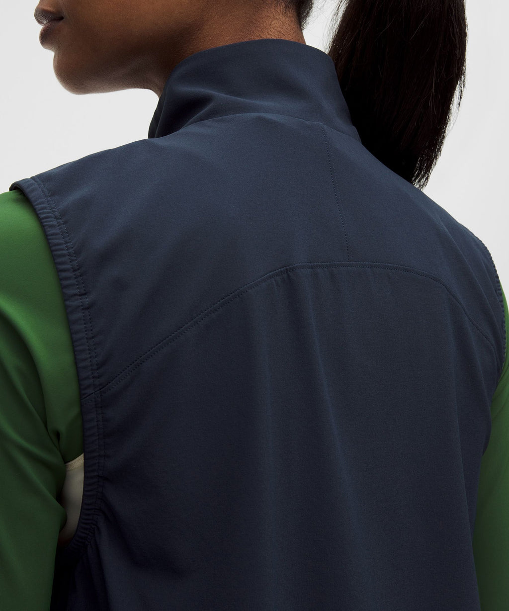 Lightweight High-Neck Golf VestGraphic