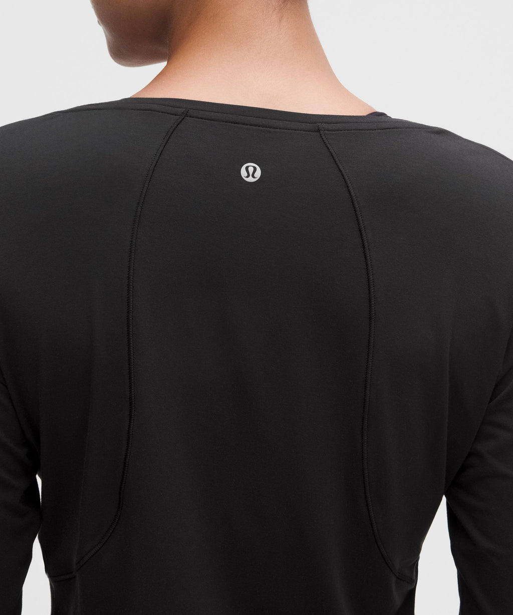 SilkyAppeal Hip-Length Long-Sleeve Shirt