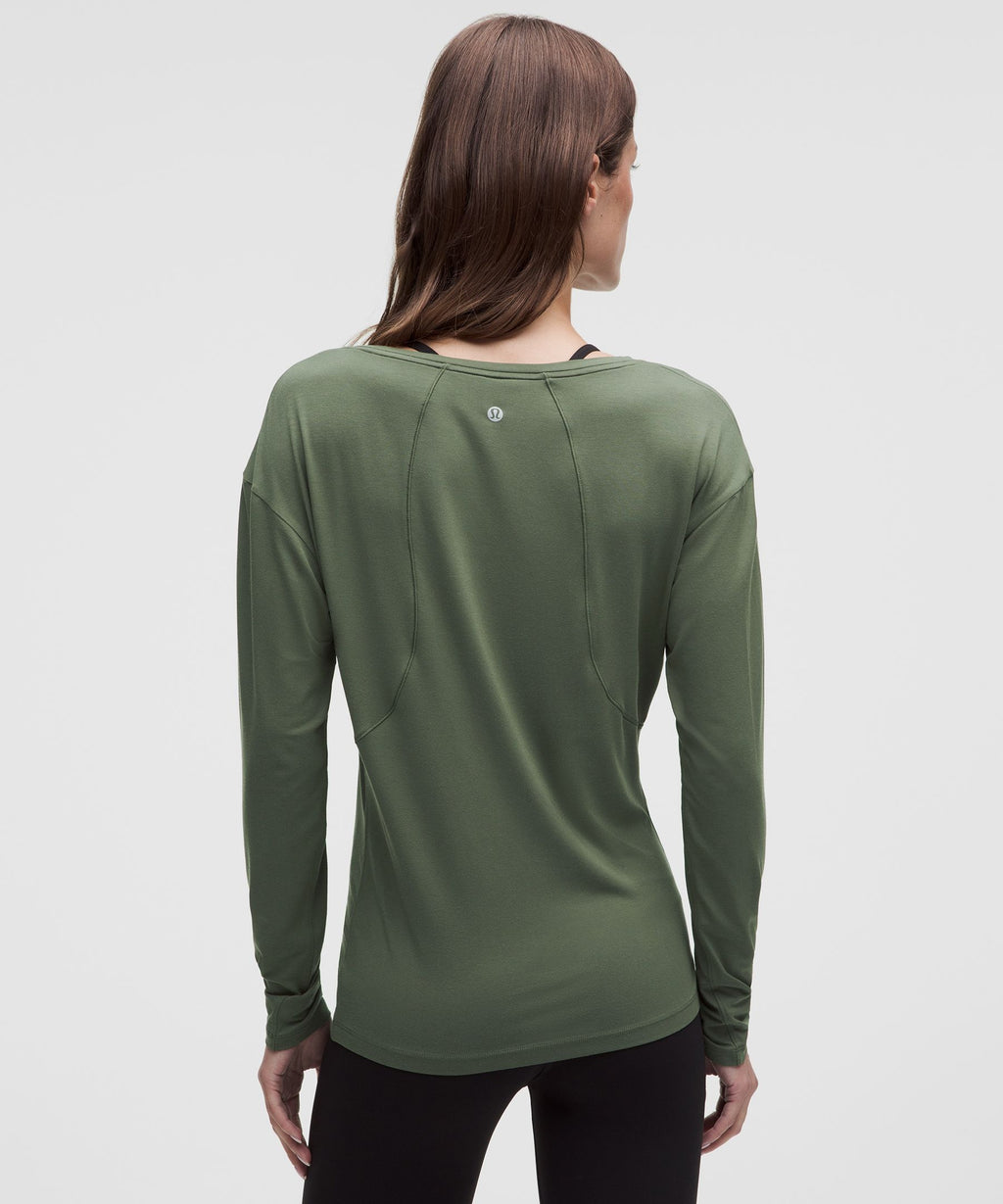 SilkyAppeal Hip-Length Long-Sleeve Shirt