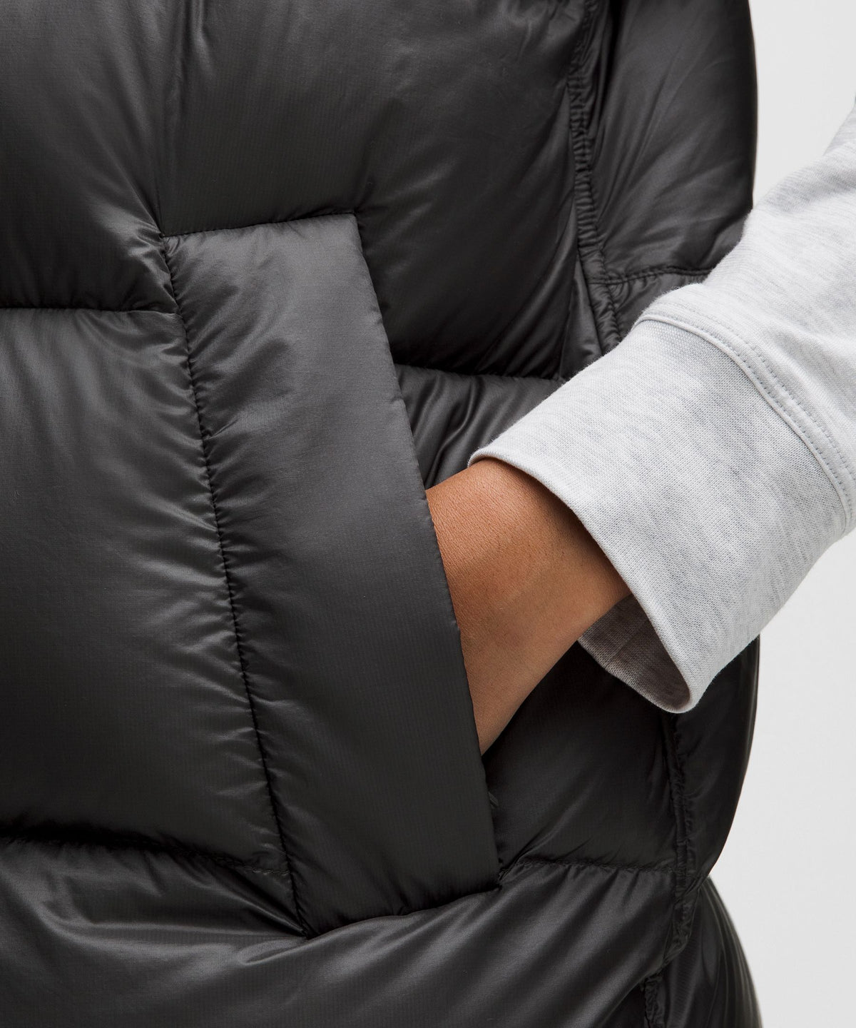 Featherweight 900-Down-Fill Puffer Vest