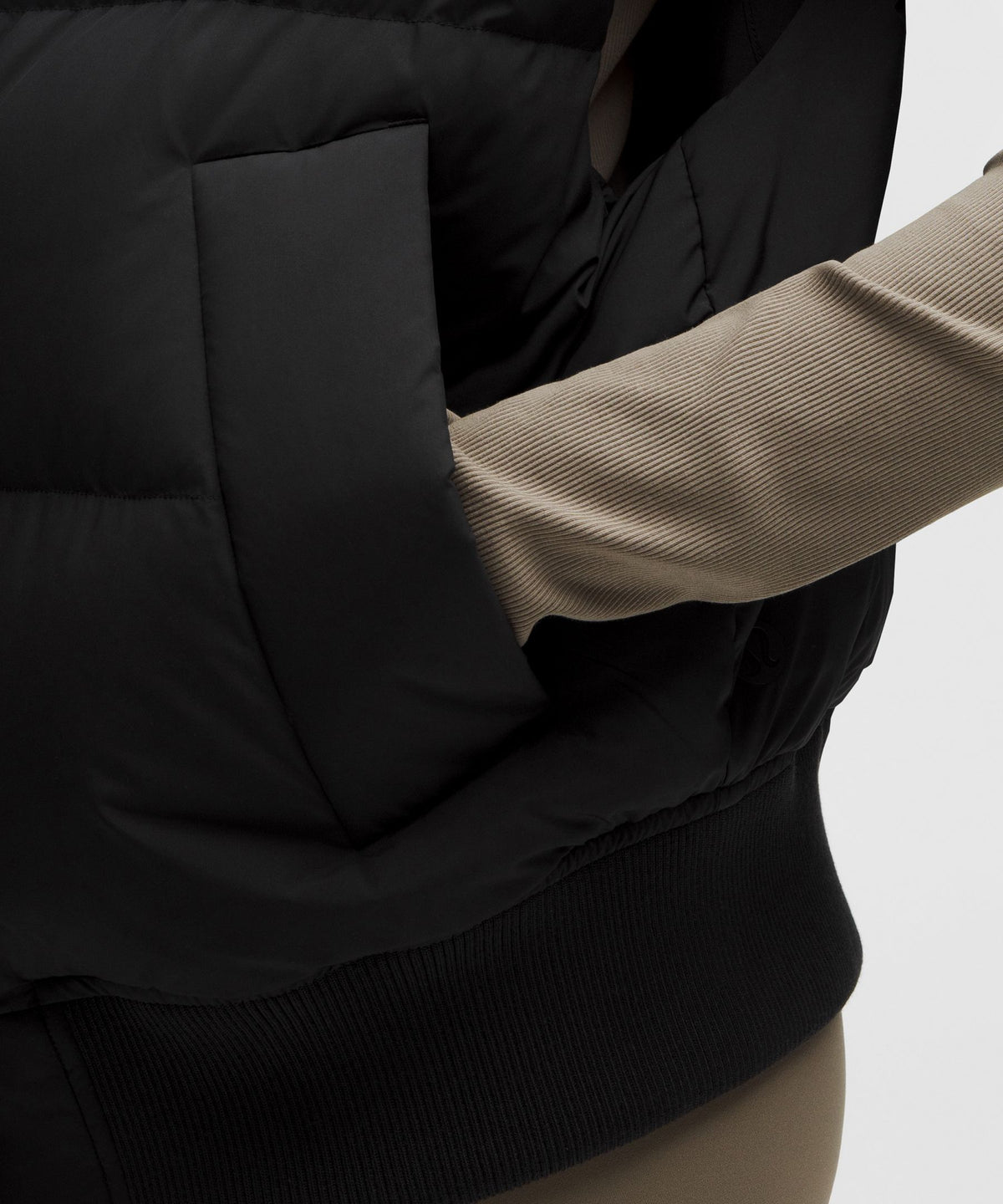 Women's Wunder Puff Bomber Vest
