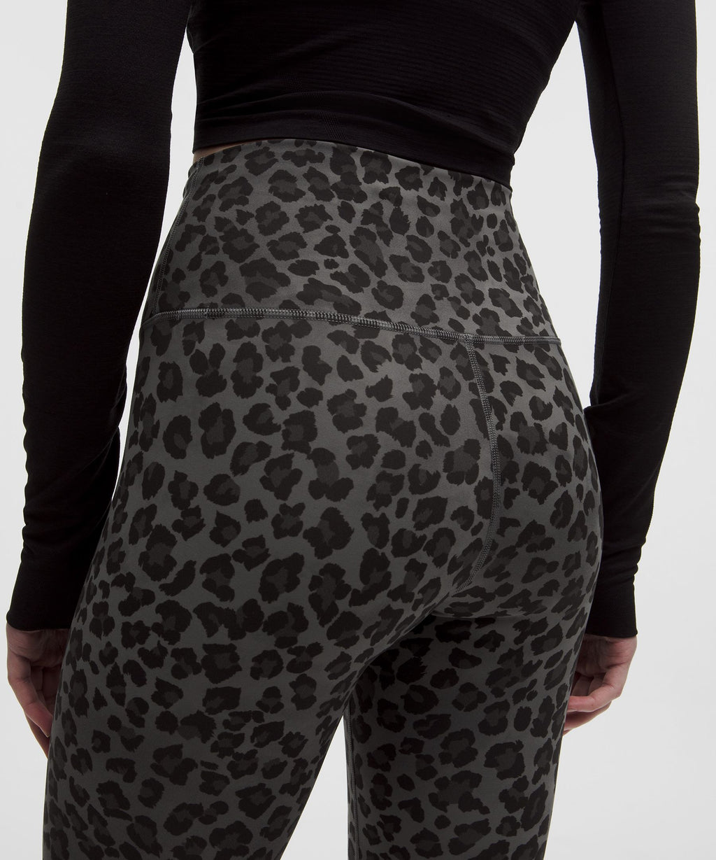 Wunder Train High-Rise Tight 28"
