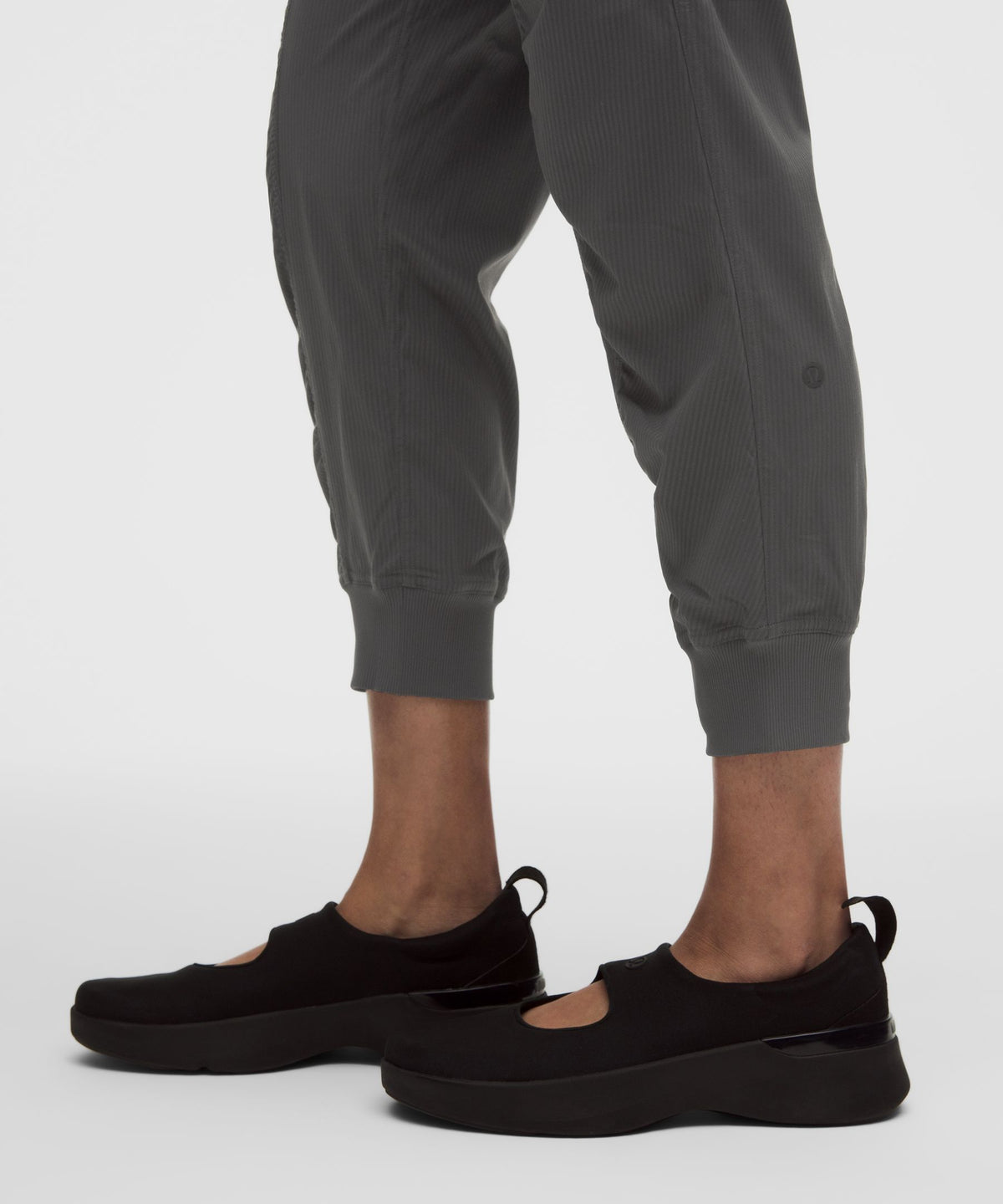 Dance Studio Mid-Rise Jogger 7/8 Length
