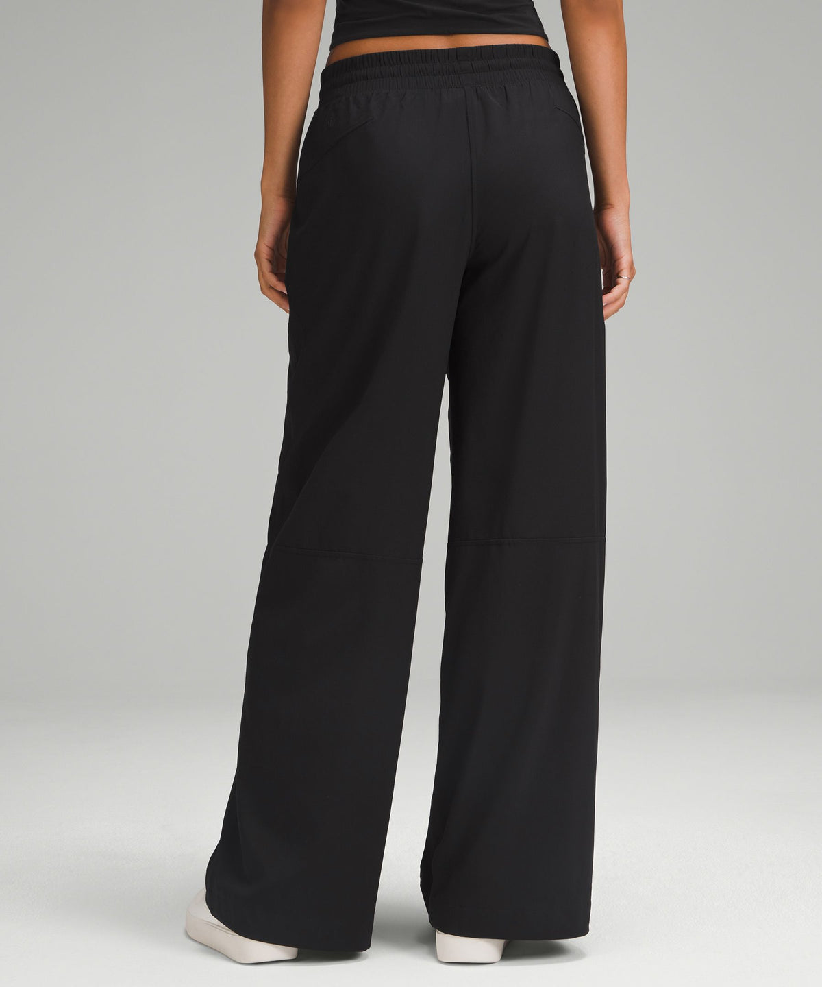 Swift Mid-Rise Wide-Leg Pant