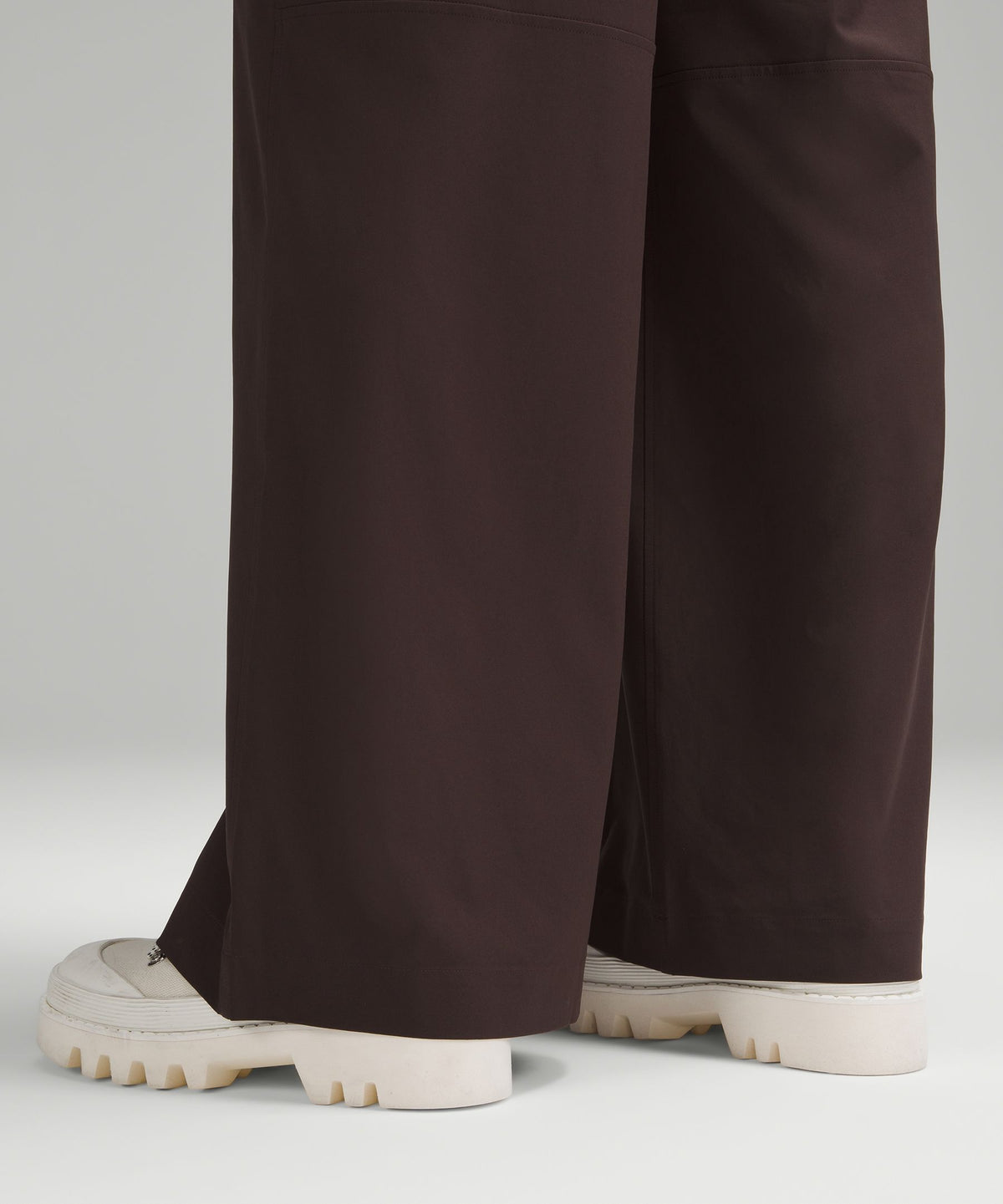 Swift Mid-Rise Wide-Leg Pant