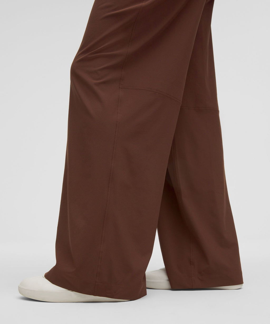 Swift Mid-Rise Wide-Leg Pant