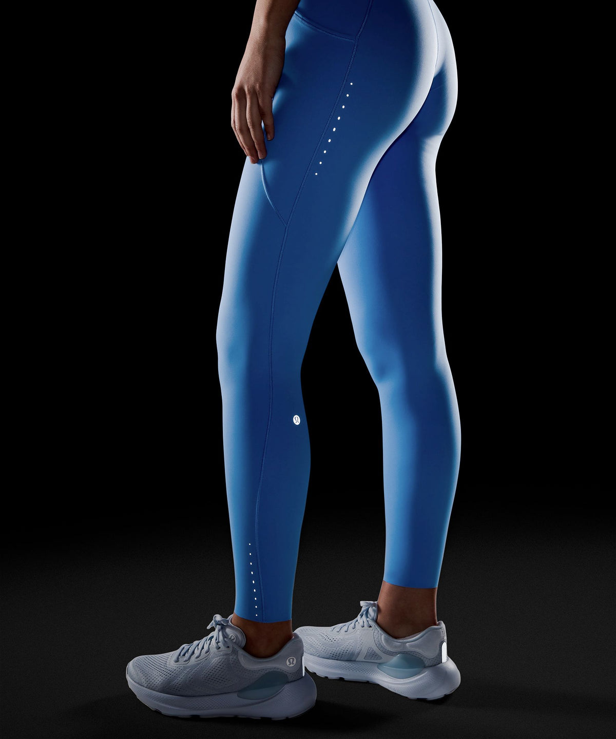 Fast and Free High-Rise Tight 28"5 Pocket