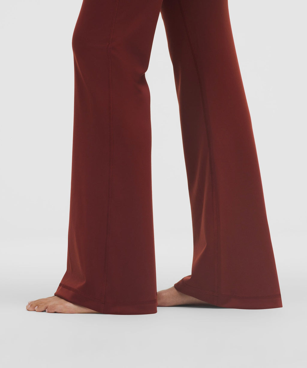 Wunder Under SmoothCover High-Rise Bootcut Pant 34"
