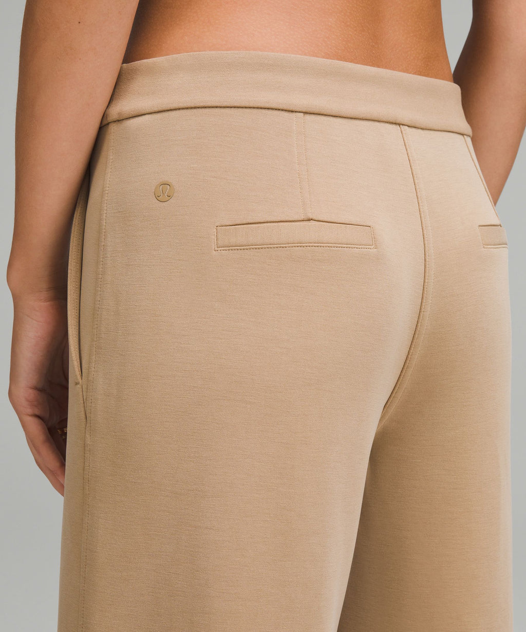 Softstreme Pintuck Mid-Rise PantRegular