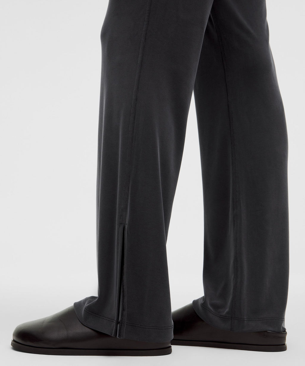 Drapey Softstreme Flared Pant
