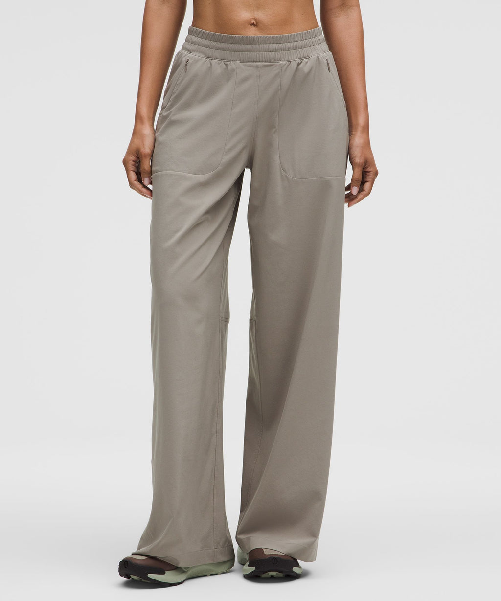 Swift Mid-Rise Wide-Leg Pant
